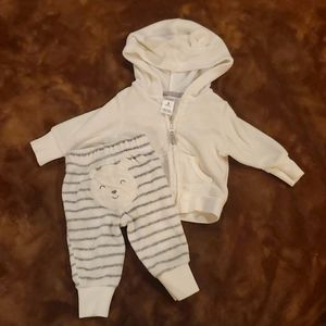 3m fuzzy carter's outfit